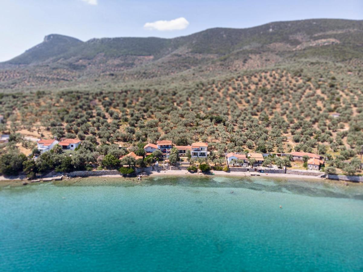 Villas Nies Sourpi Exterior foto